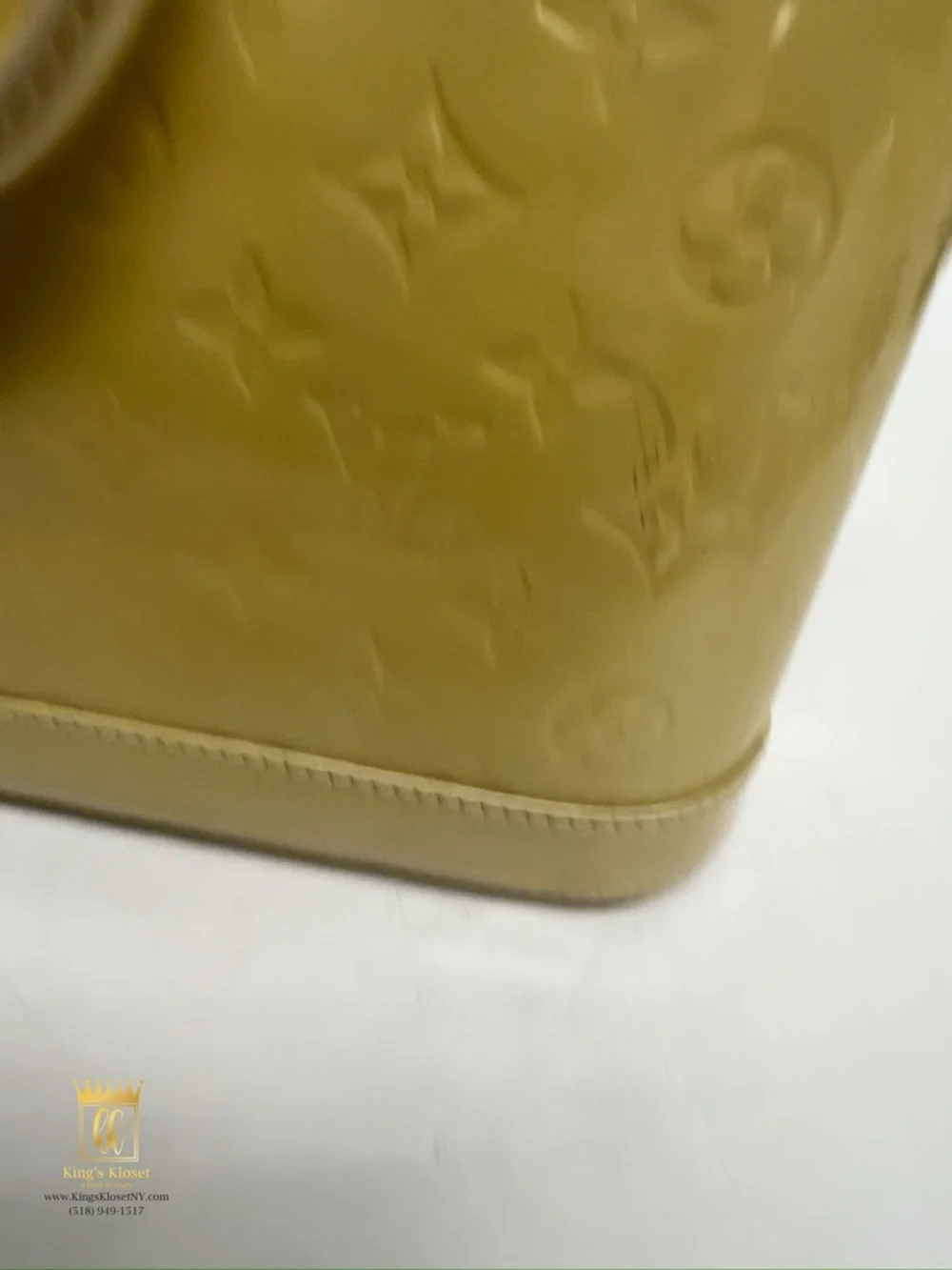 Louis Vuitton Olive Patent Vernis Alma Satchel - Picture 11 of 14